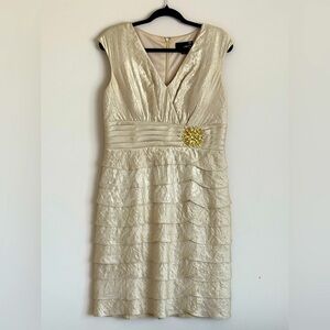 LAURA Elegant Sleeveless Dress